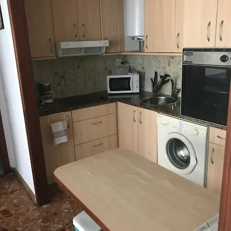 Apartment At Center Only 3 Min To *